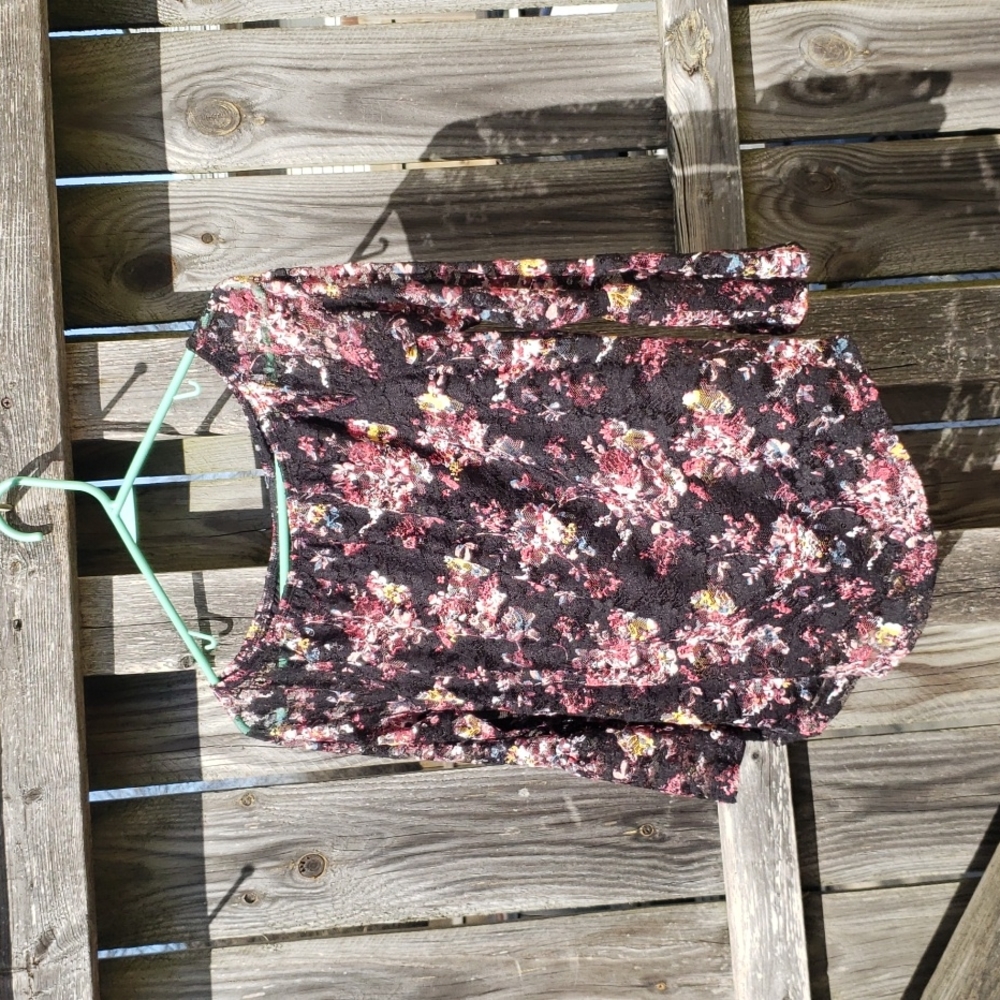 Almost Famous Lace Top with Sheer Bell Sleeves and Ruched Scoop Neck Small